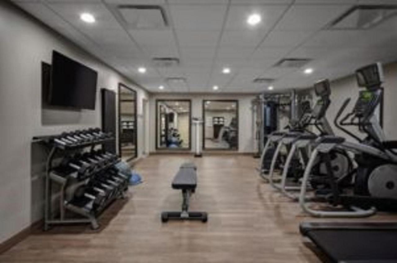 Staybridge Suites Dearborn By Ihg Exteriér fotografie